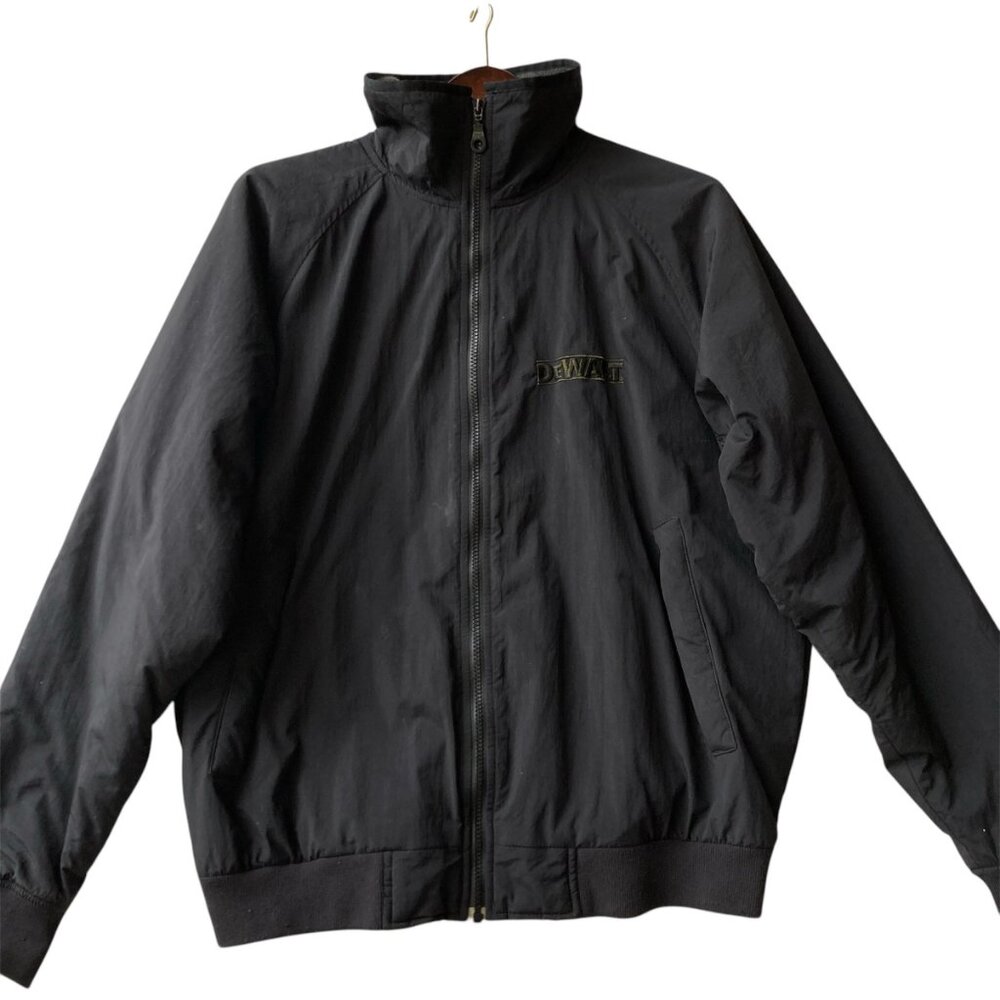 Dewalt Mens Windbreaker Jacket Logo Devon & Jones Size M Black Lined Full Zip